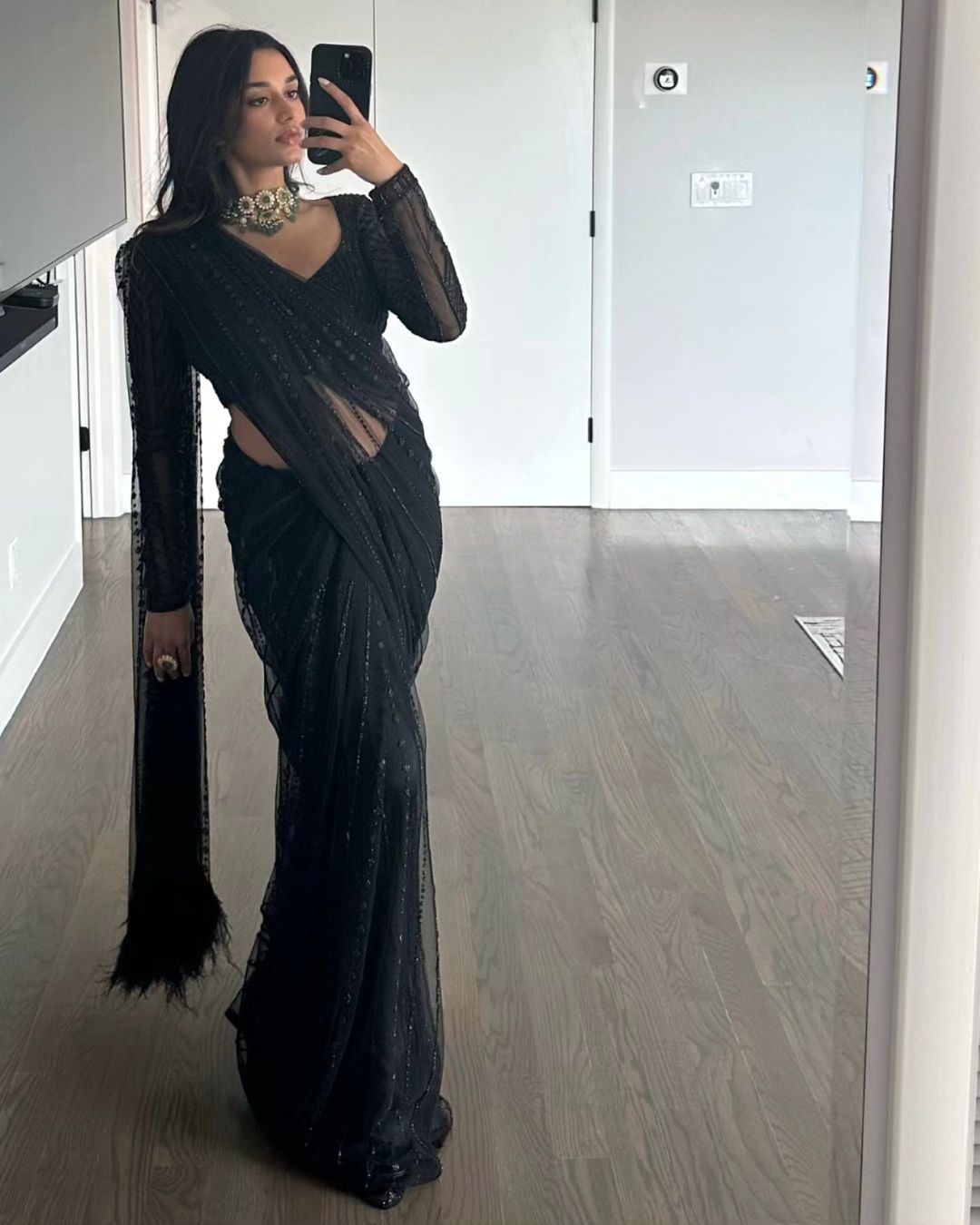 Black color beautiful Designer Soft Net Fabric Saree - Joshindia