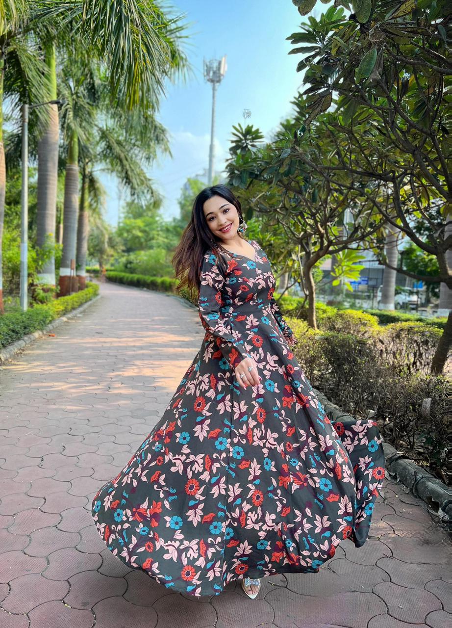 Buy Floral Print Gowns Online at Best Prices In India - Joshindia