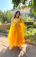 Buy Yellow Plain Suit With Floral Dupatta - Joshindia