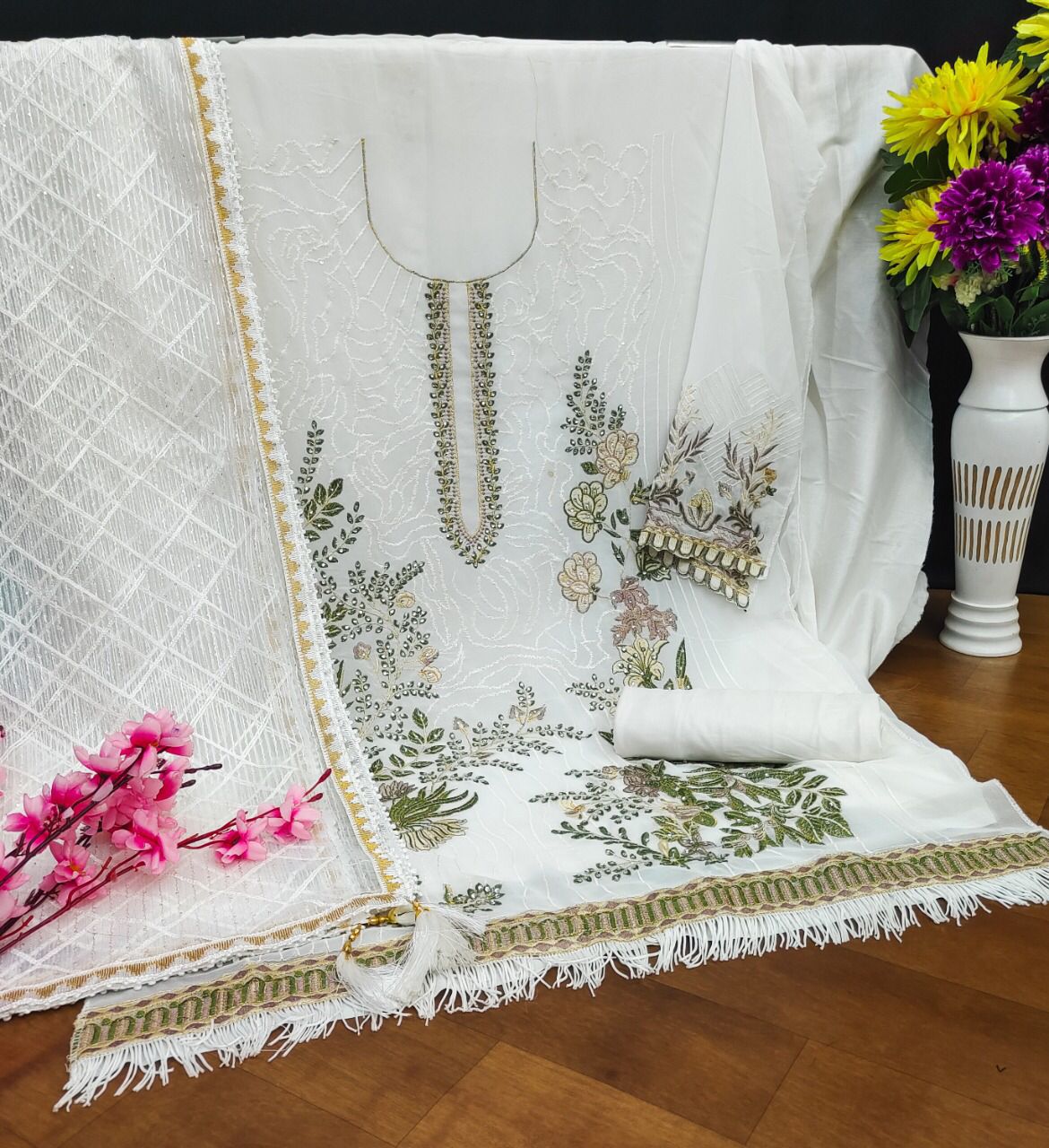 Buy Latest Heavy Work Salwar Suit And Dupatta online - Joshindia