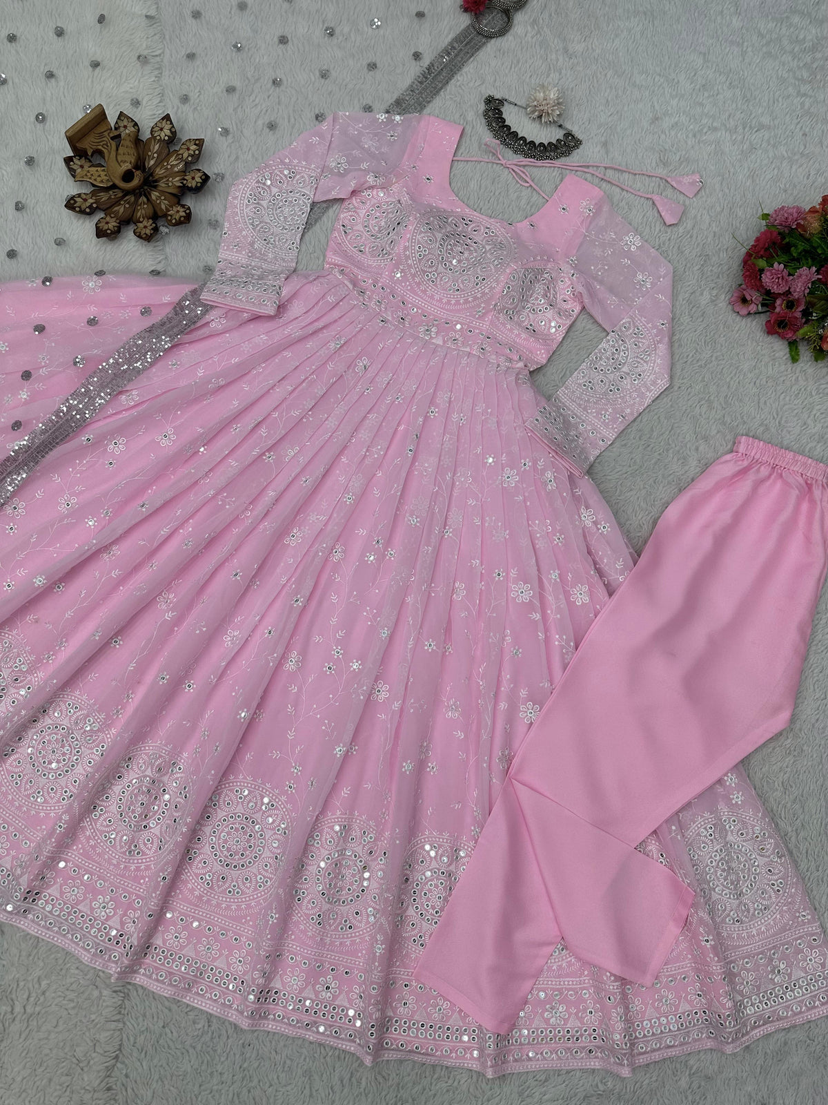 Buy Latest Pink Color Salwar Suit Online - Joshindia