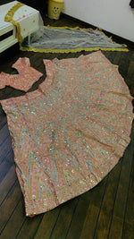 Buy Latest Indian Lehengas for Women Online - Joshindia