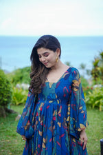 LAUV BLUE GEORGETTE MAXI - Joshindia