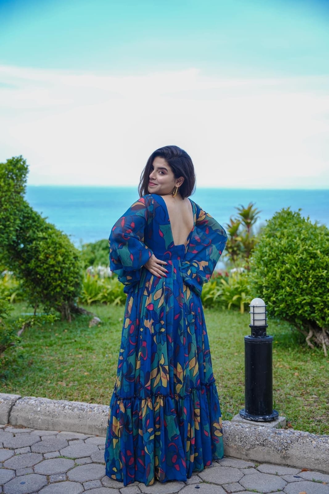 LAUV BLUE GEORGETTE MAXI - Joshindia