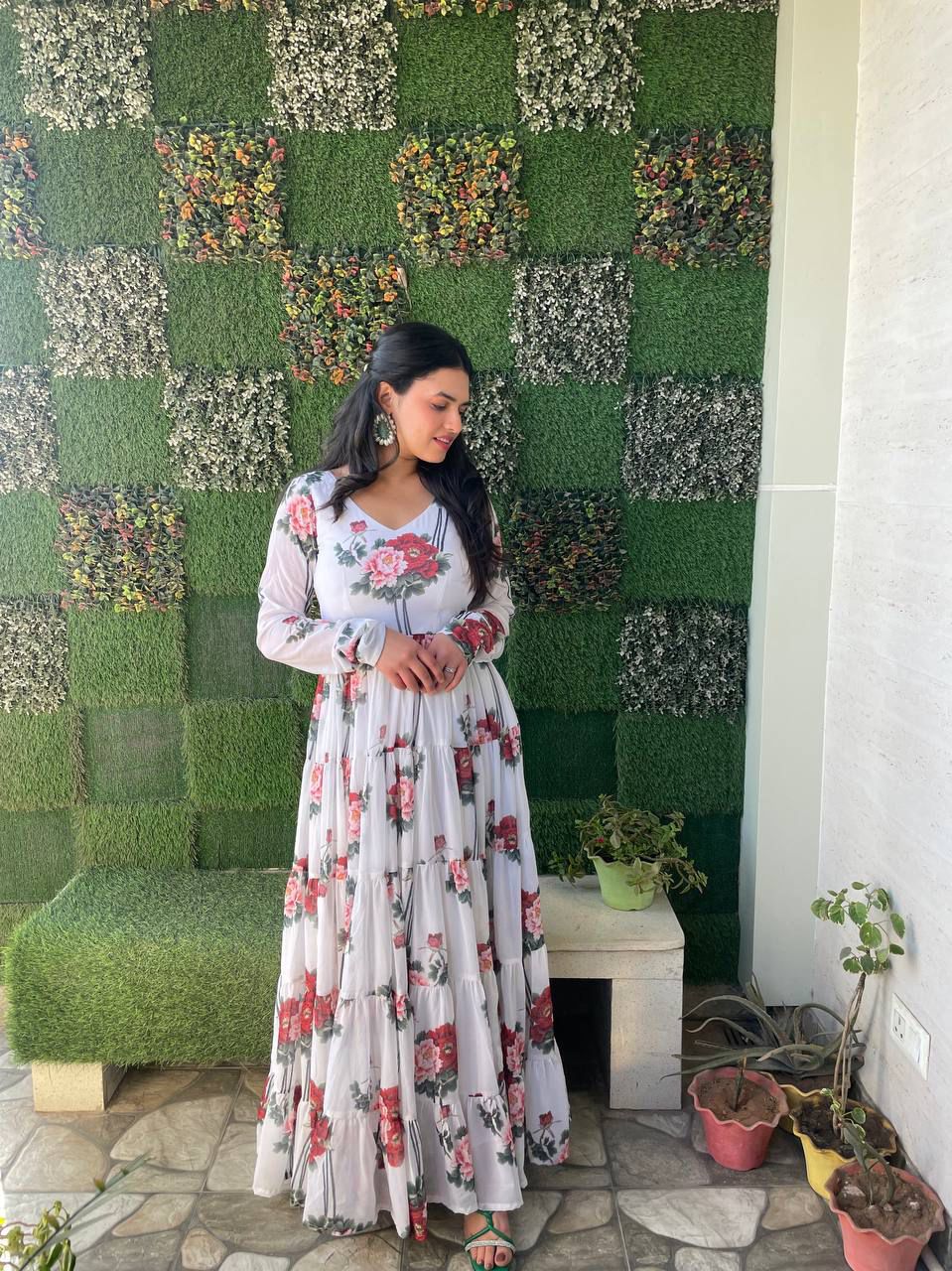 Embrace Classic Beauty with Our Elegant Snow White Dress - Joshindia