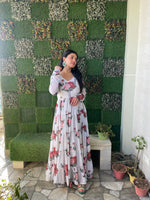Embrace Classic Beauty with Our Elegant Snow White Dress - Joshindia