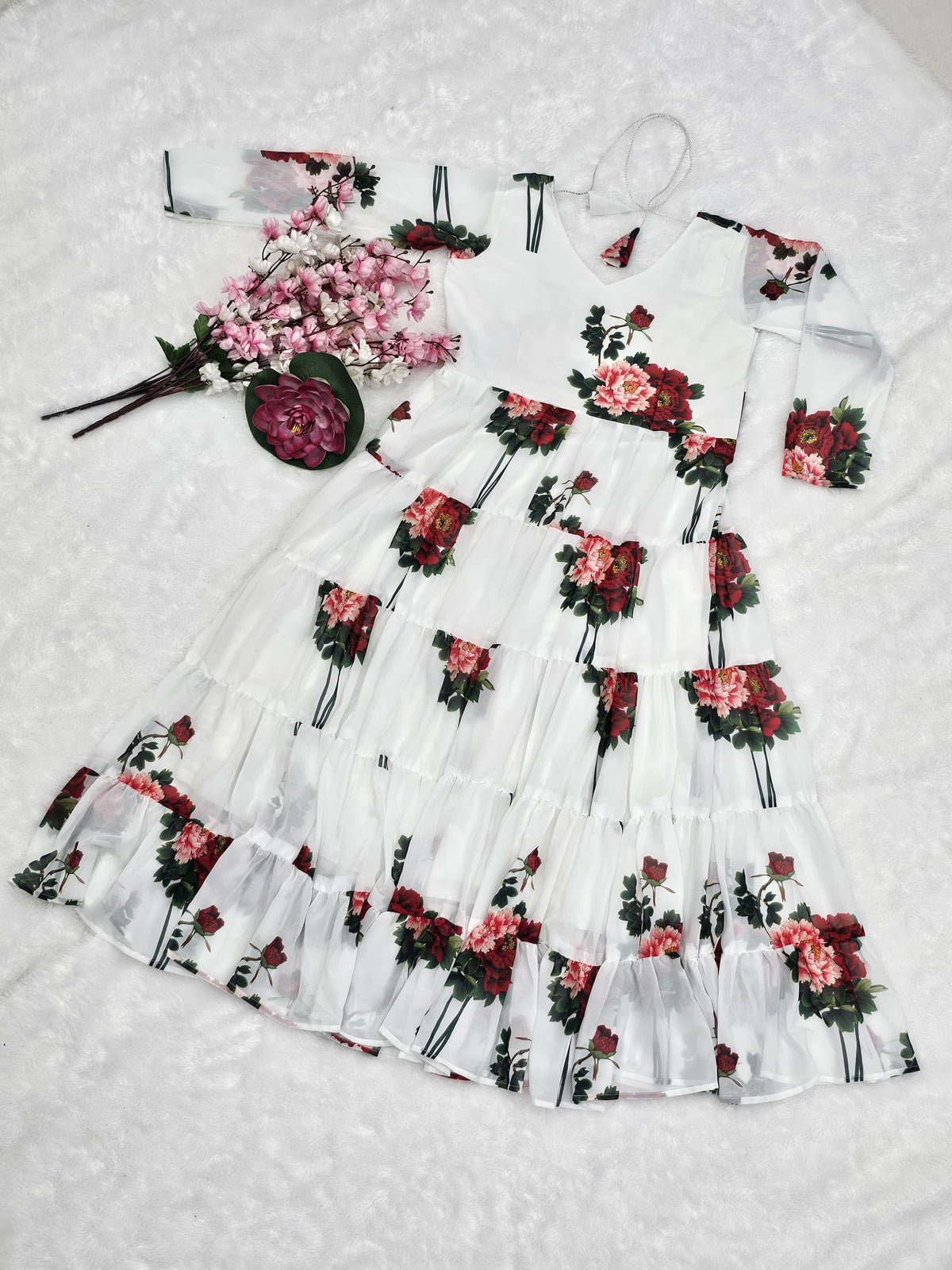 Embrace Classic Beauty with Our Elegant Snow White Dress - Joshindia