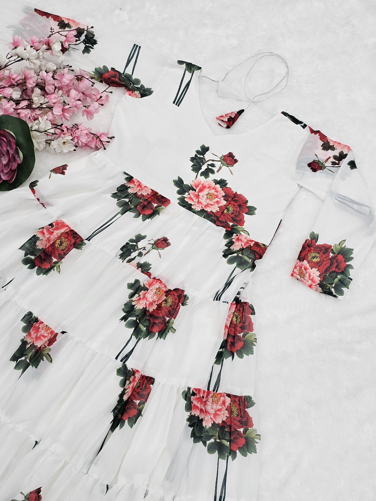 Embrace Classic Beauty with Our Elegant Snow White Dress - Joshindia