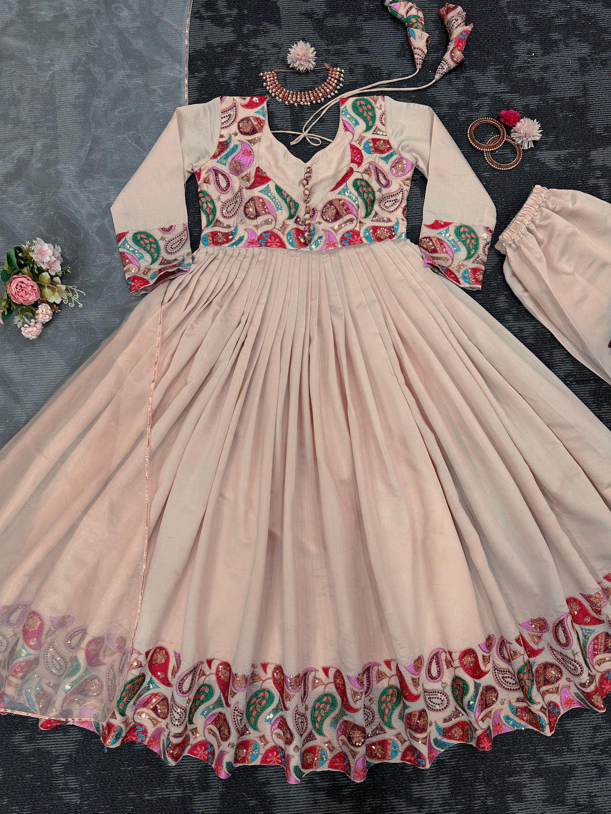 Buy Latest Cream Anarkali Suit Online At Best Price - Joshindia