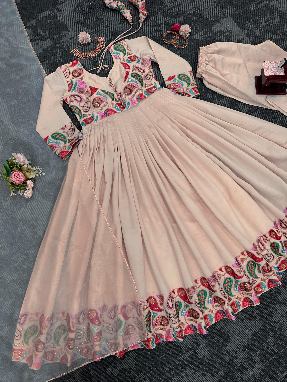 Buy Latest Cream Anarkali Suit Online At Best Price - Joshindia