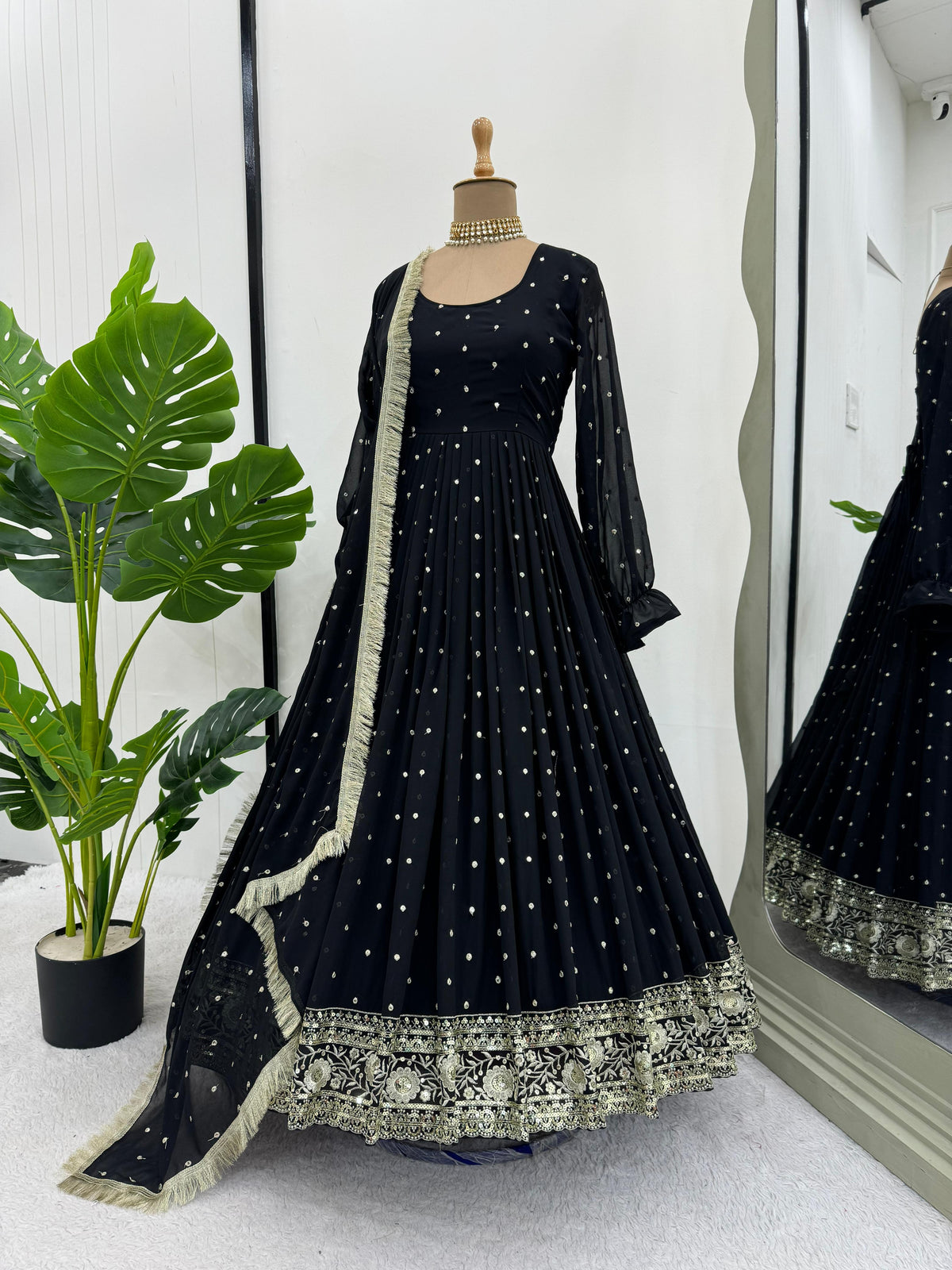 Black georgette thread and sequence work party wear anarkali suit - Joshindia