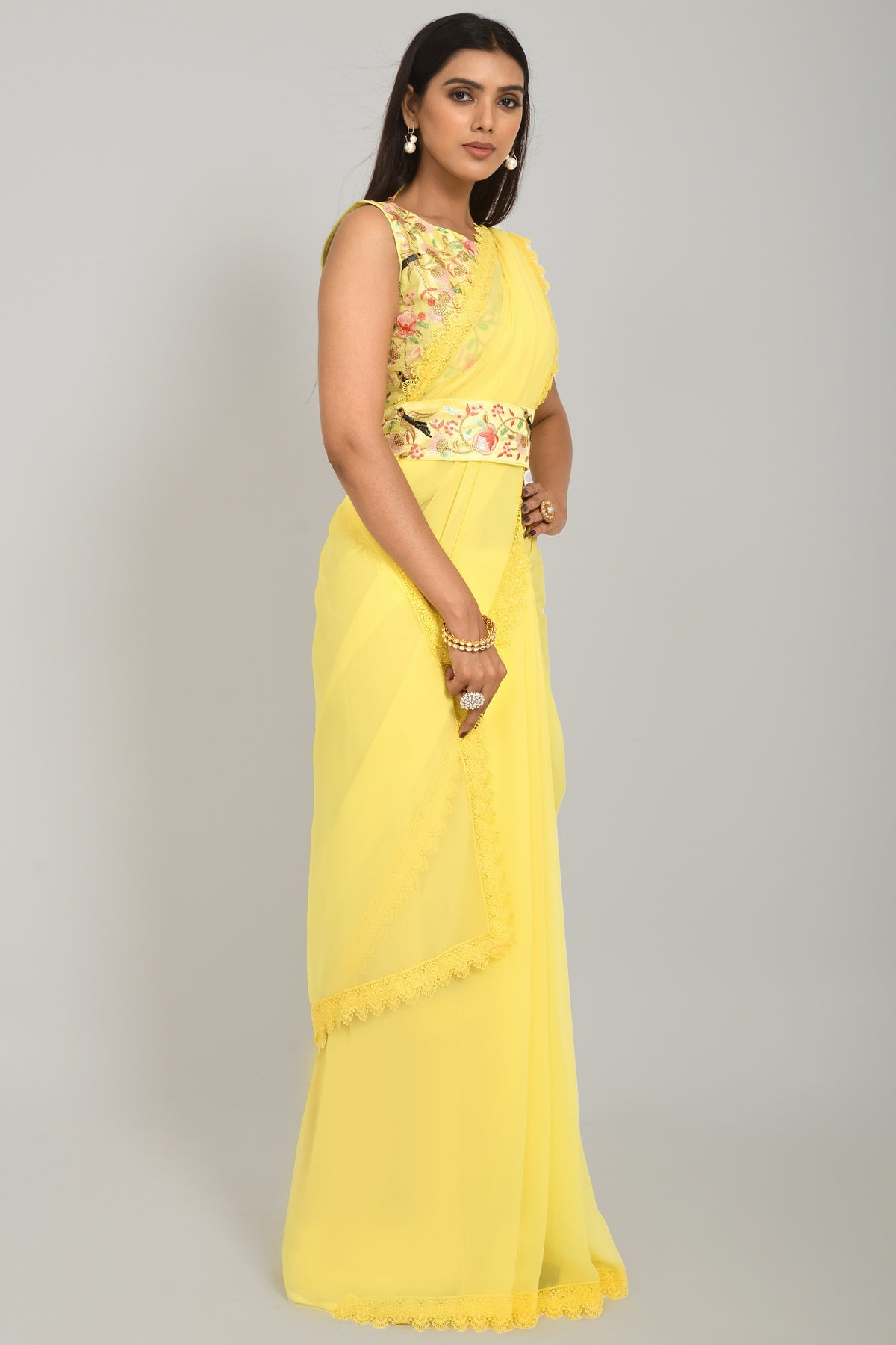 Buy Yellow Sarees Online at Best Prices In India - Joshindia