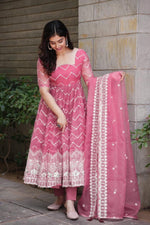 Buy Gowns For women At Best Prices Online - Joshindia