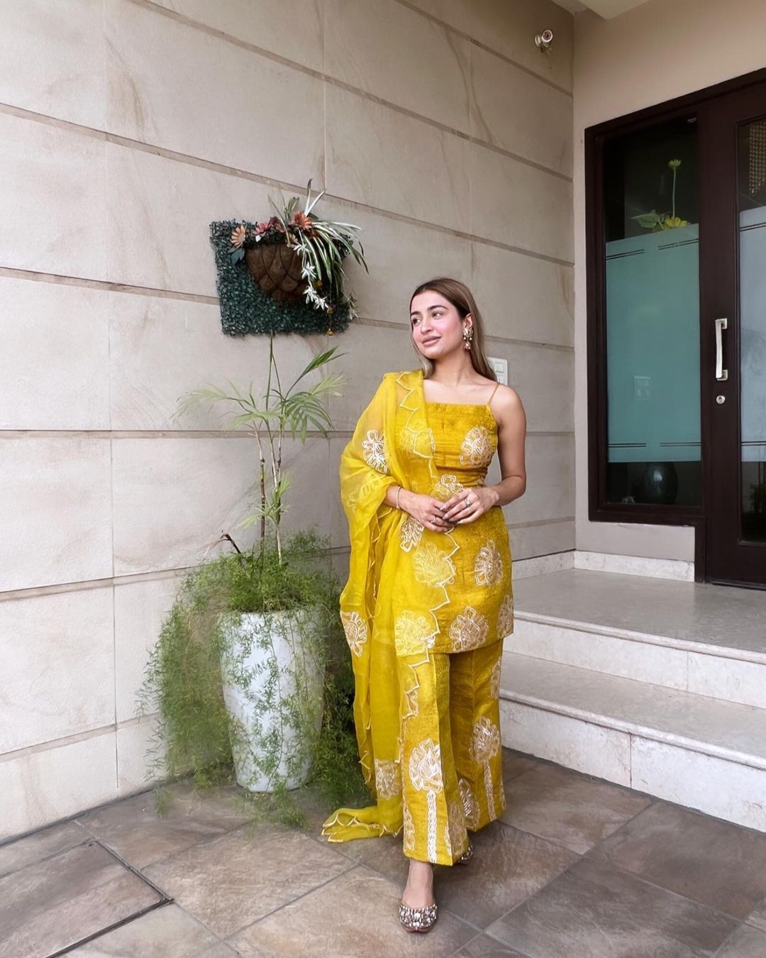Buy Designer Salwar Suit Online in India - Joshindia