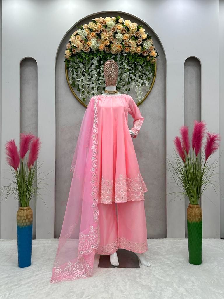 Buy Women Kurta Sets & Suit Sets Online for Women in India - Joshindia