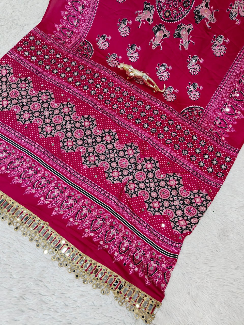 Premium Japan Satin Semi Gajji Silk Bandhani Saree with Peacock Pallu &amp; Mirror Lace Border