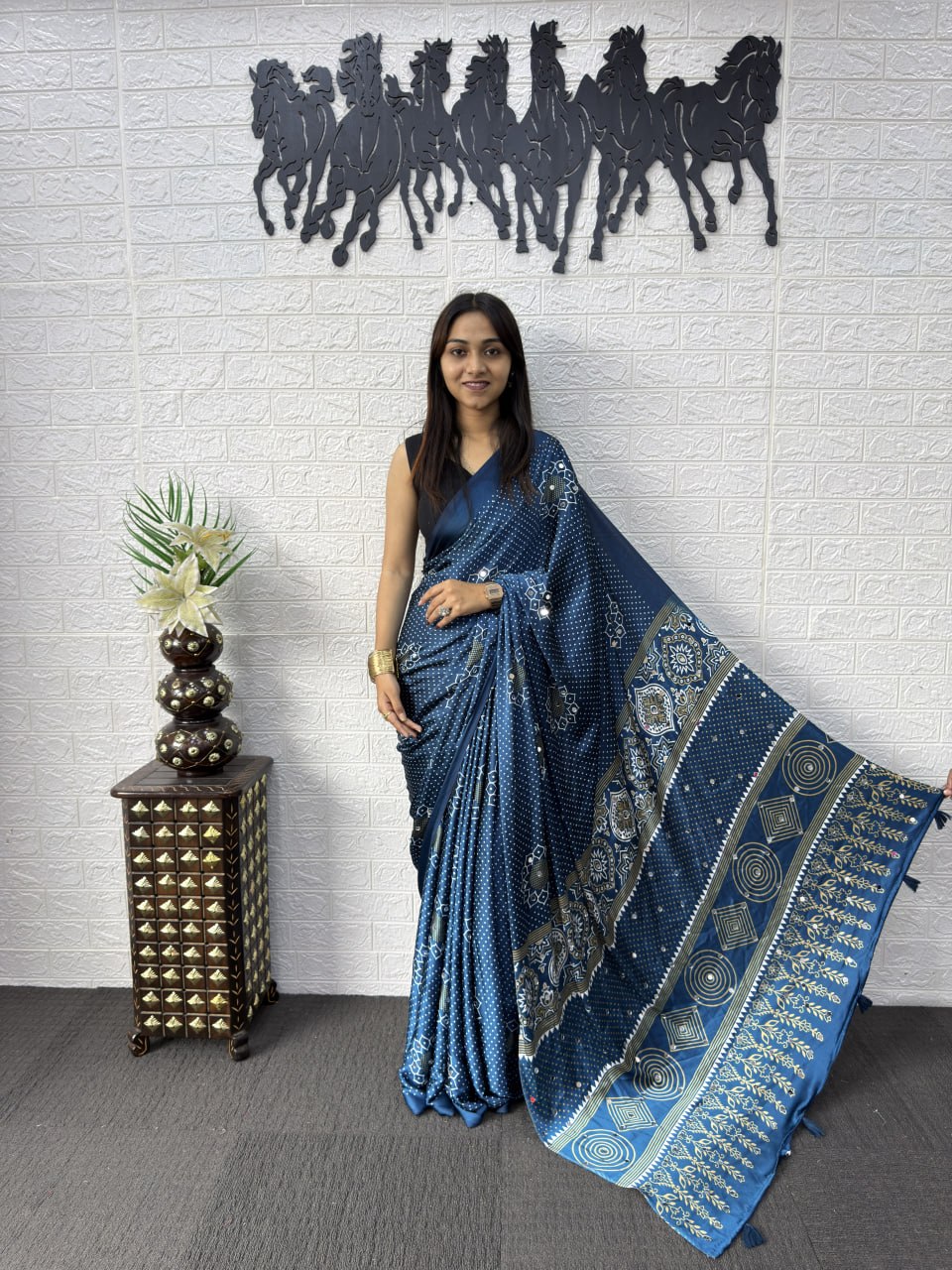 Japan Satin Silk Saree with Real Mirror Work &amp; Viscose Latkan Pallu Border&nbsp;