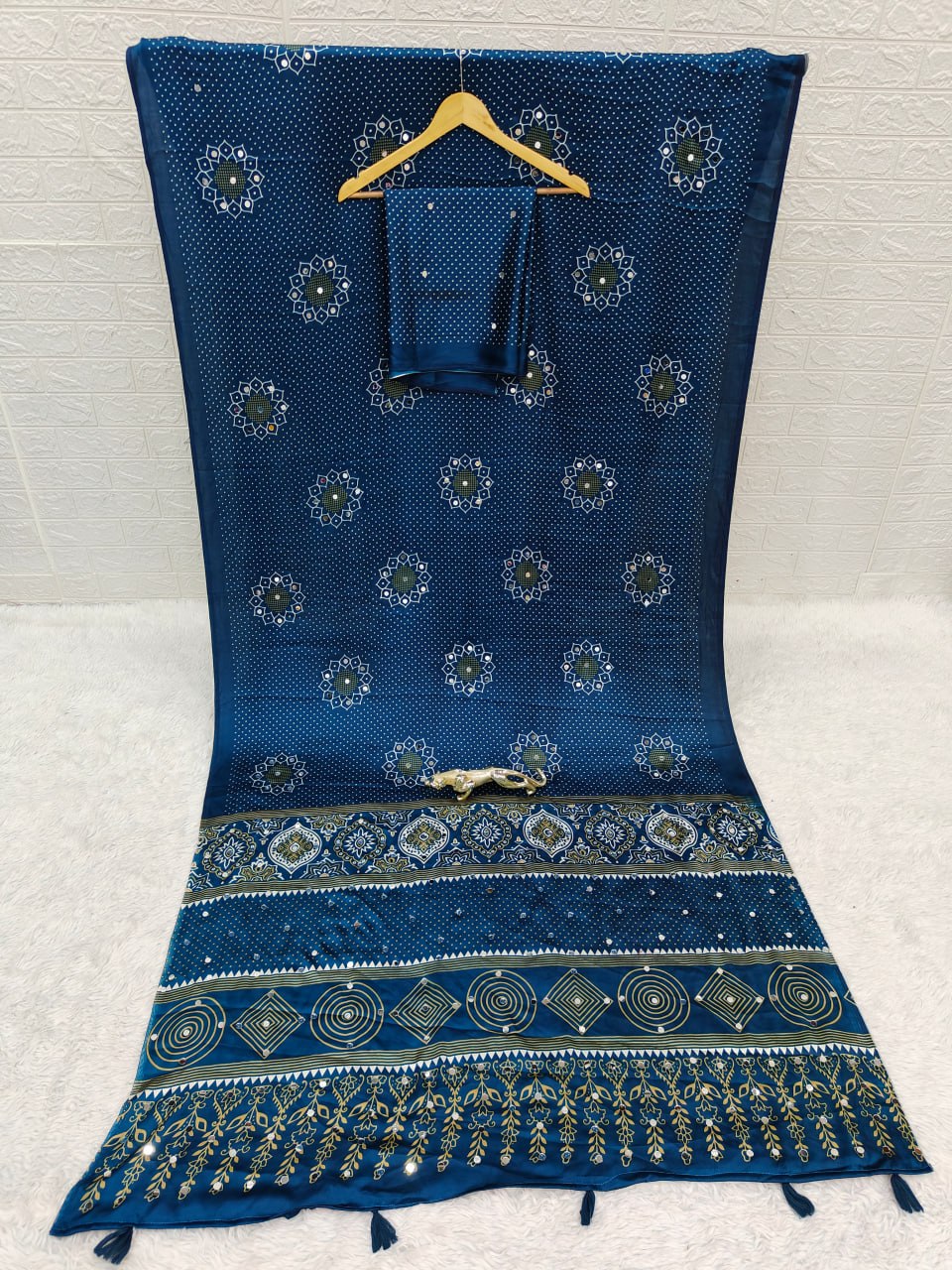 Japan Satin Silk Saree with Real Mirror Work &amp; Viscose Latkan Pallu Border&nbsp;