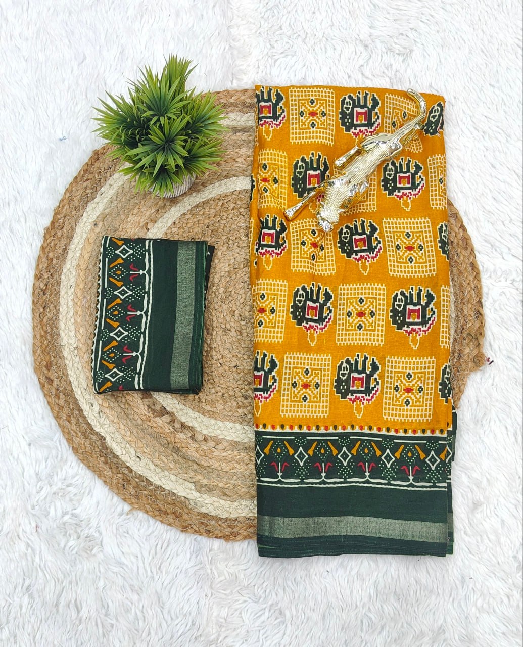 Heavy Mall Cotton Silk Saree with Traditional Print &amp; Elegant Border