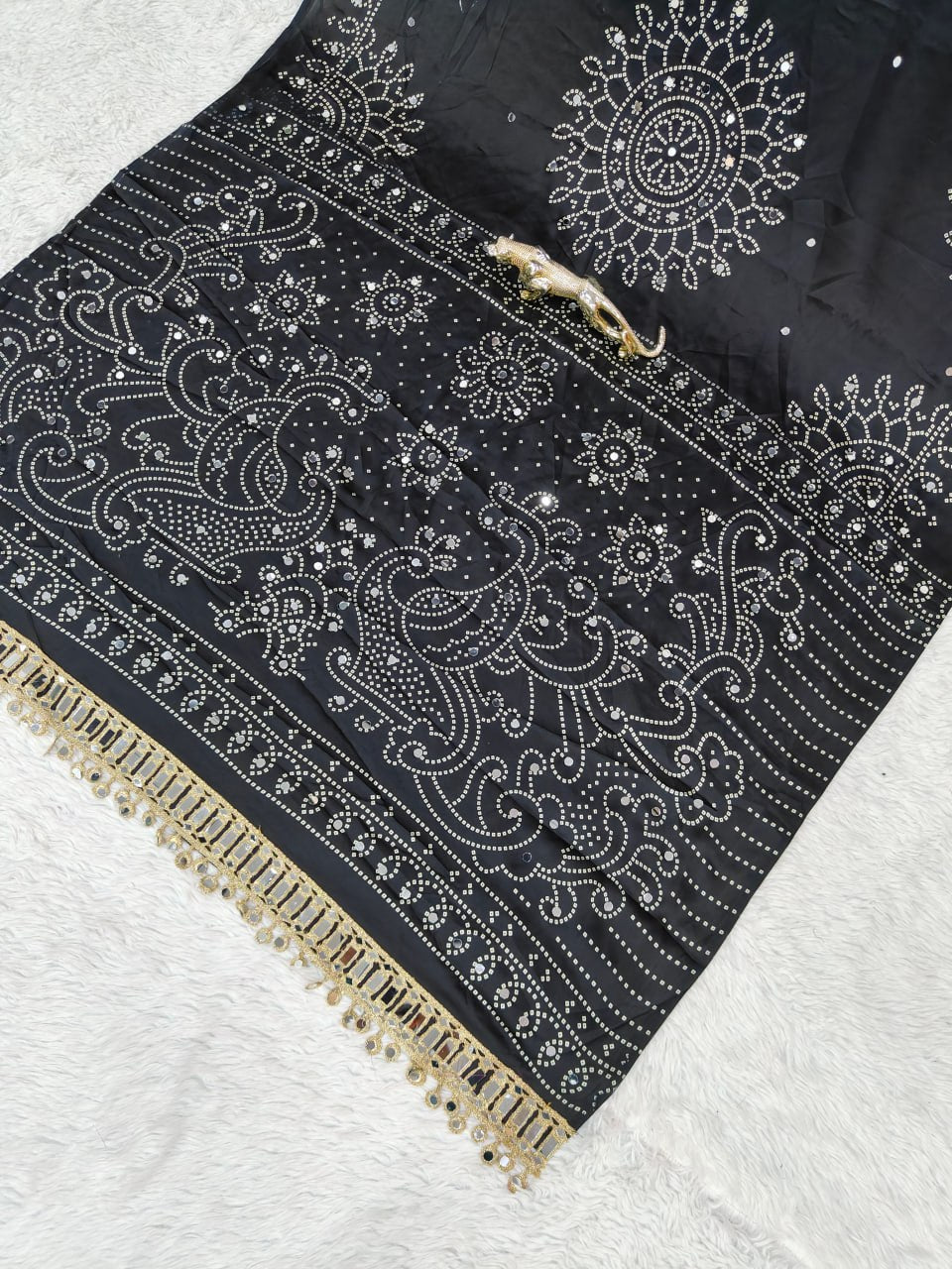 Premium Japan Satin Semi Gajji Silk Bandhani Saree with Peacock Pallu &amp; Mirror Lace Border