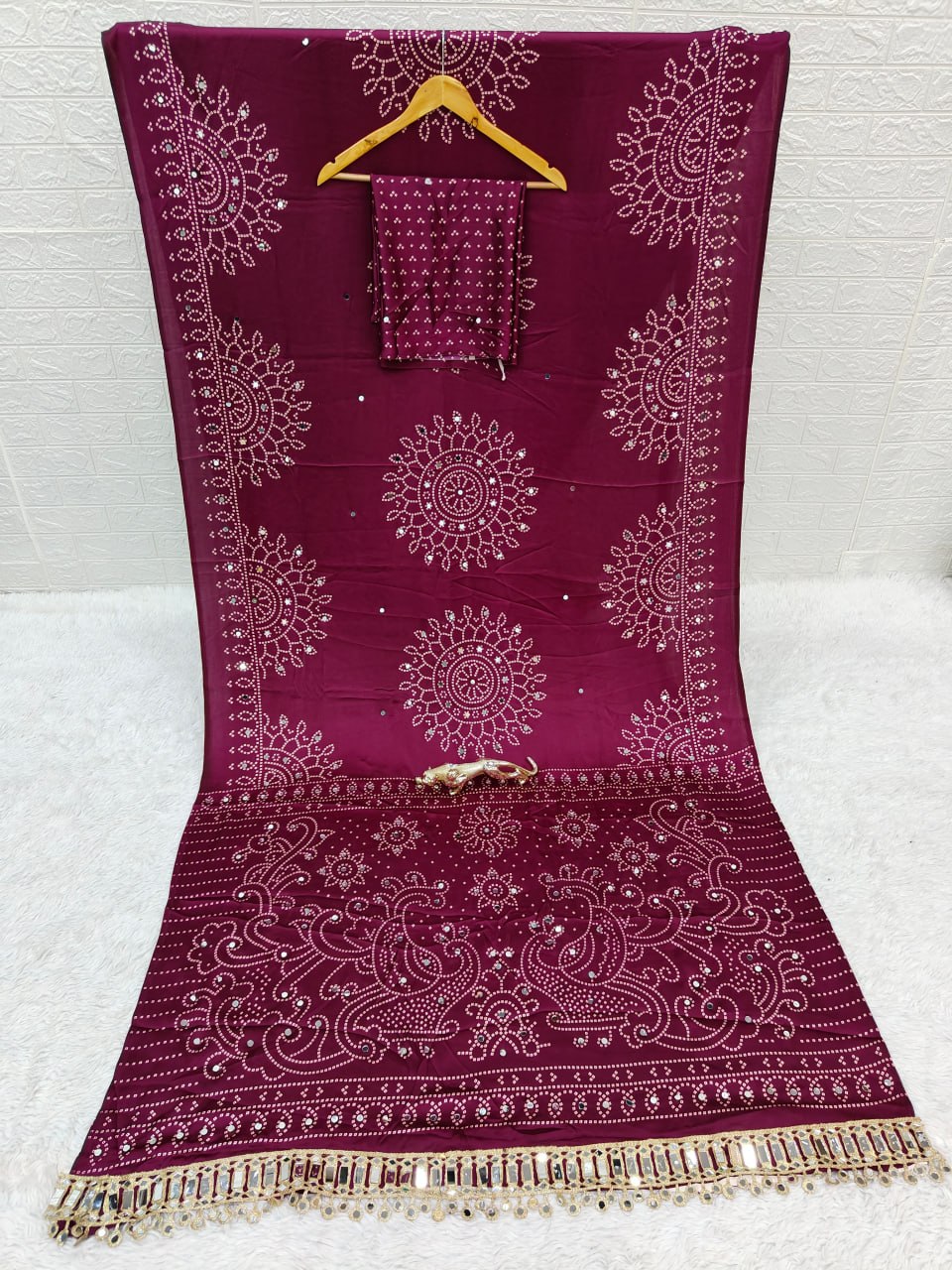 Premium Japan Satin Semi Gajji Silk Bandhani Saree with Peacock Pallu &amp; Mirror Lace Border