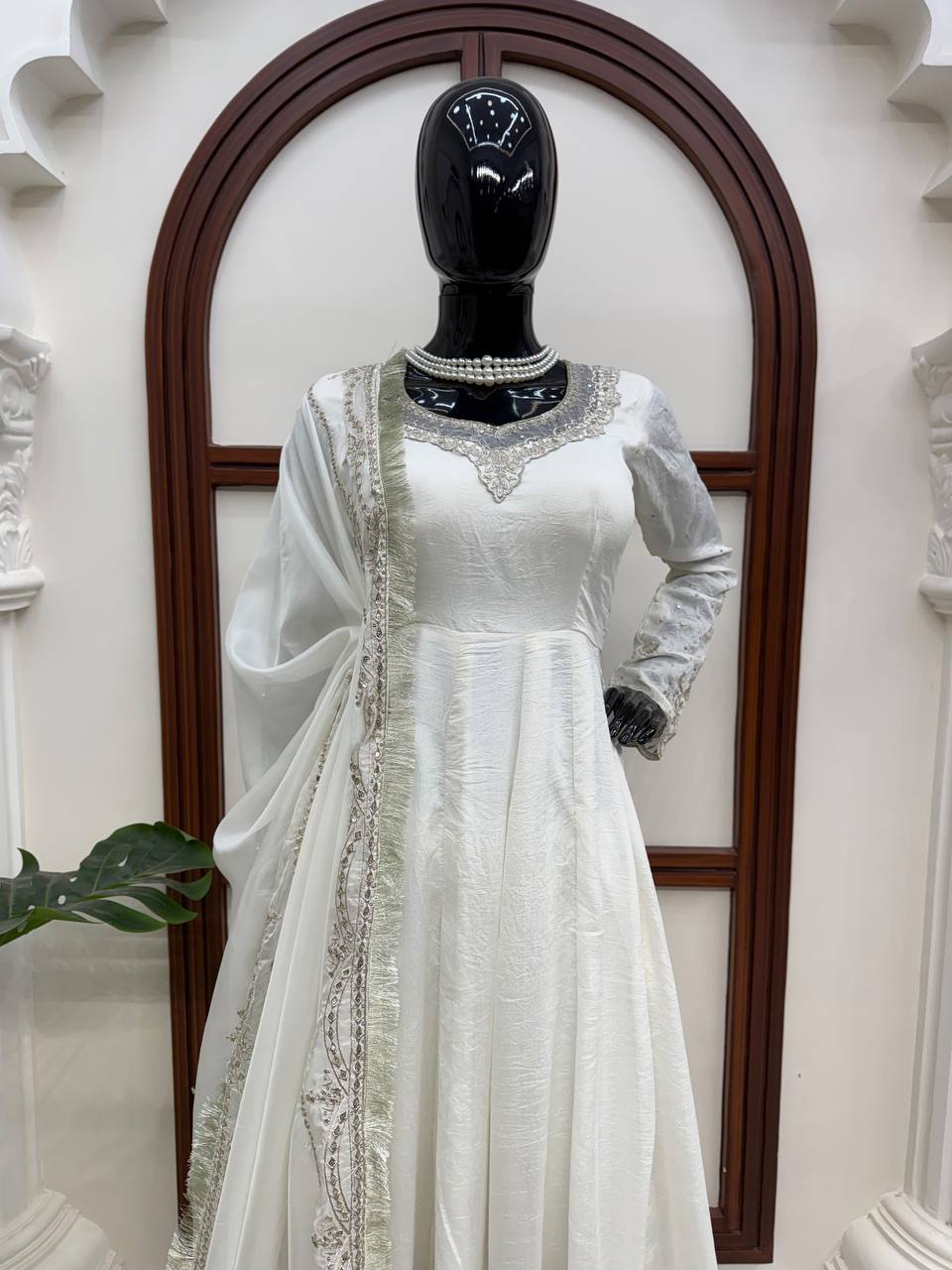 DESIGNER ANARKALI SUITWITH ORGANZA DUPATTA