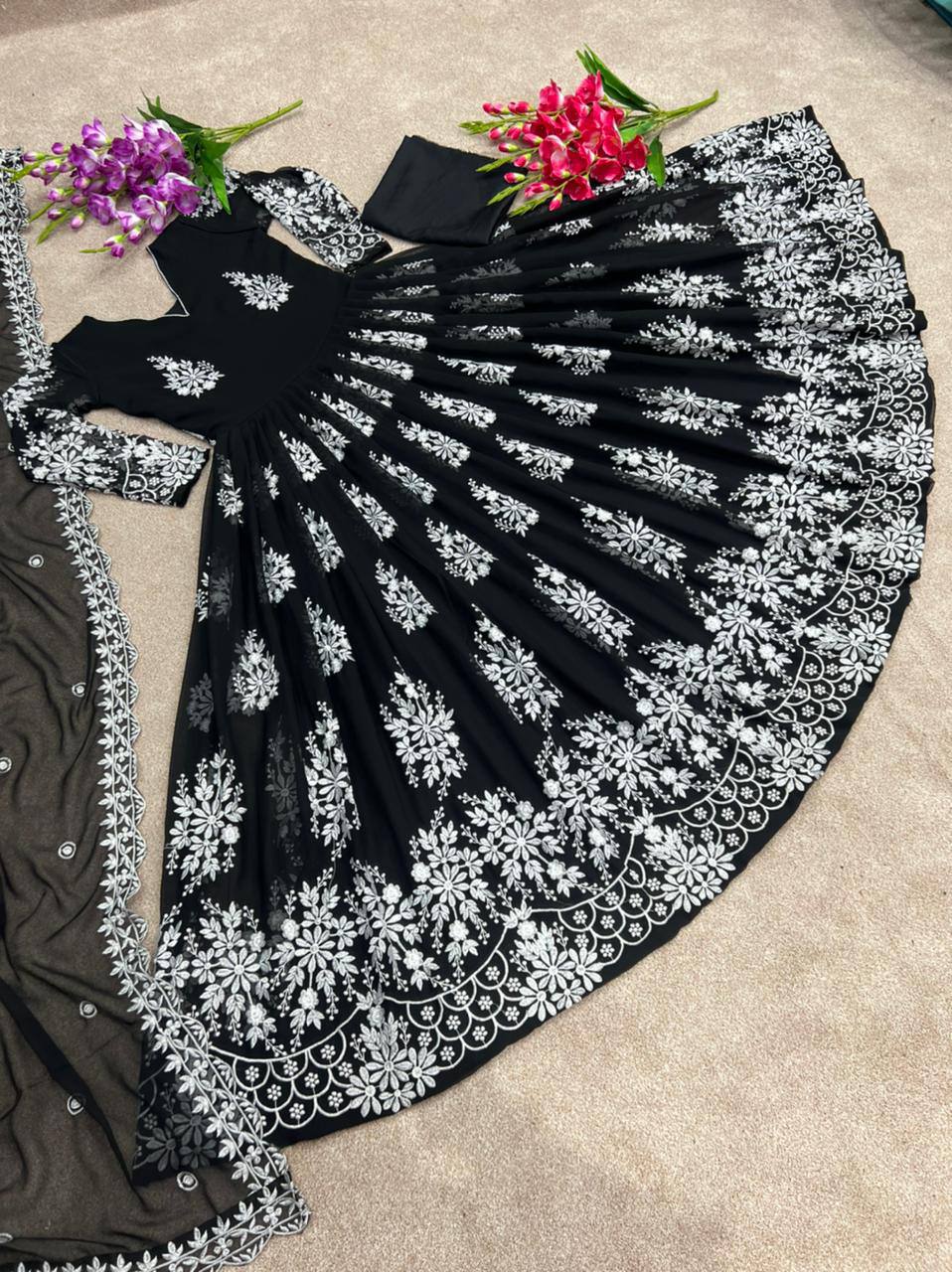 Buy Trendy Black Gown Online in India - Joshindia