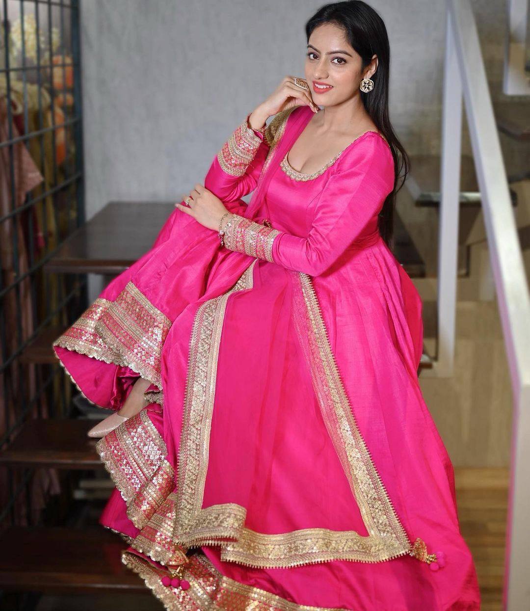Buy Latest Pink Color Indian Gown Online at Best Price - Joshindia