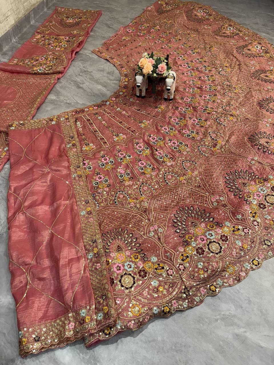 Elegant Gold Crush Embroidered Lehenga Choli