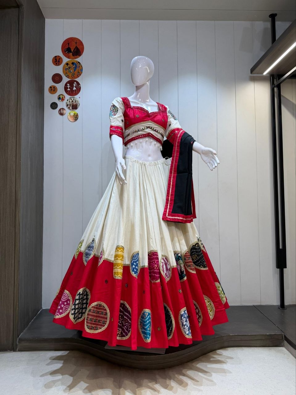 Elegant Pink & White Navratri Lehenga Choli