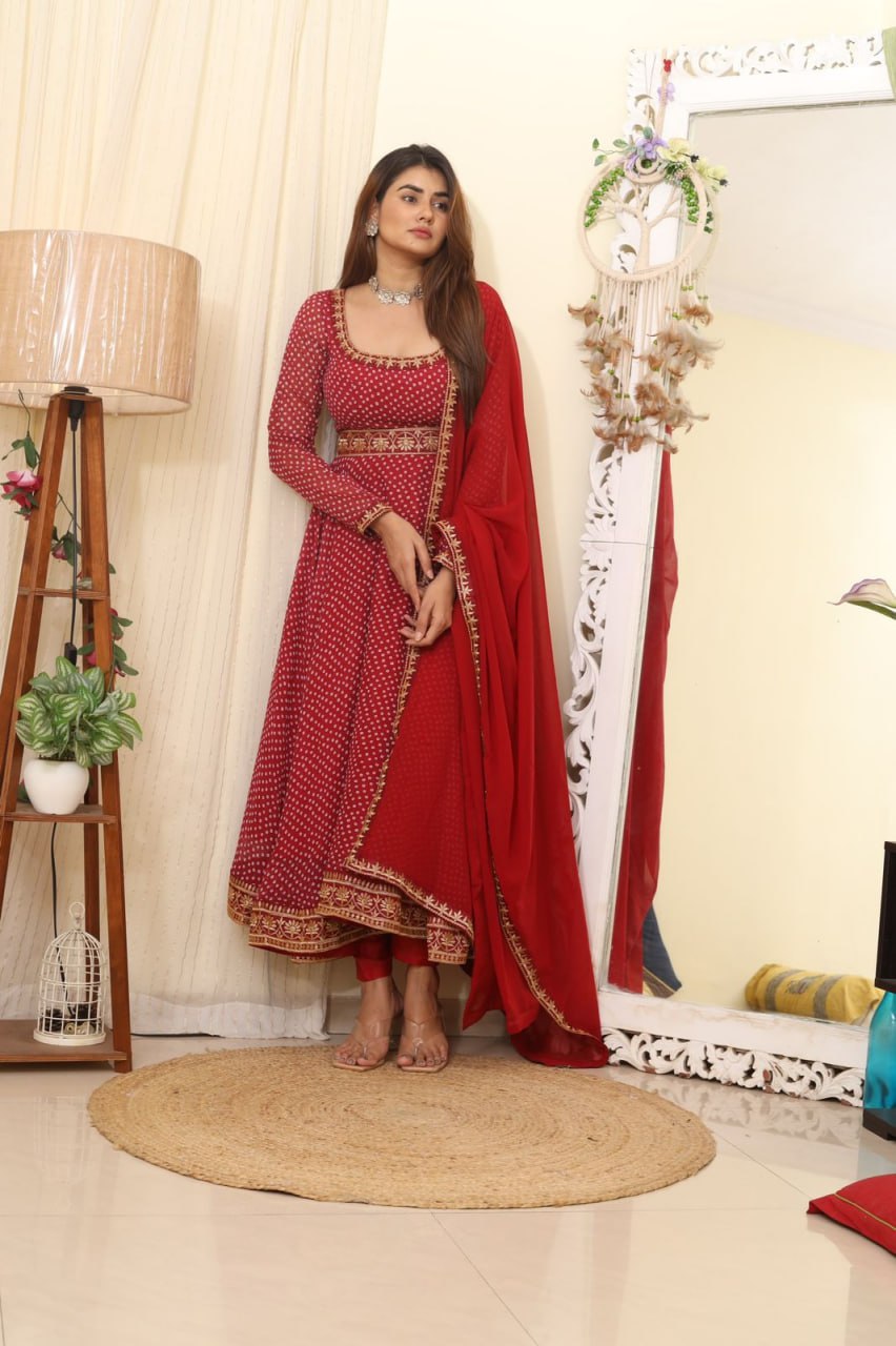 Latest Wedding Dresses For Ladies | Punjaban Designer Boutique