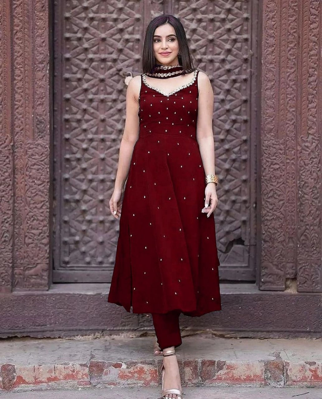 Buy Maroon Kurtas Sets online in India - Joshindia