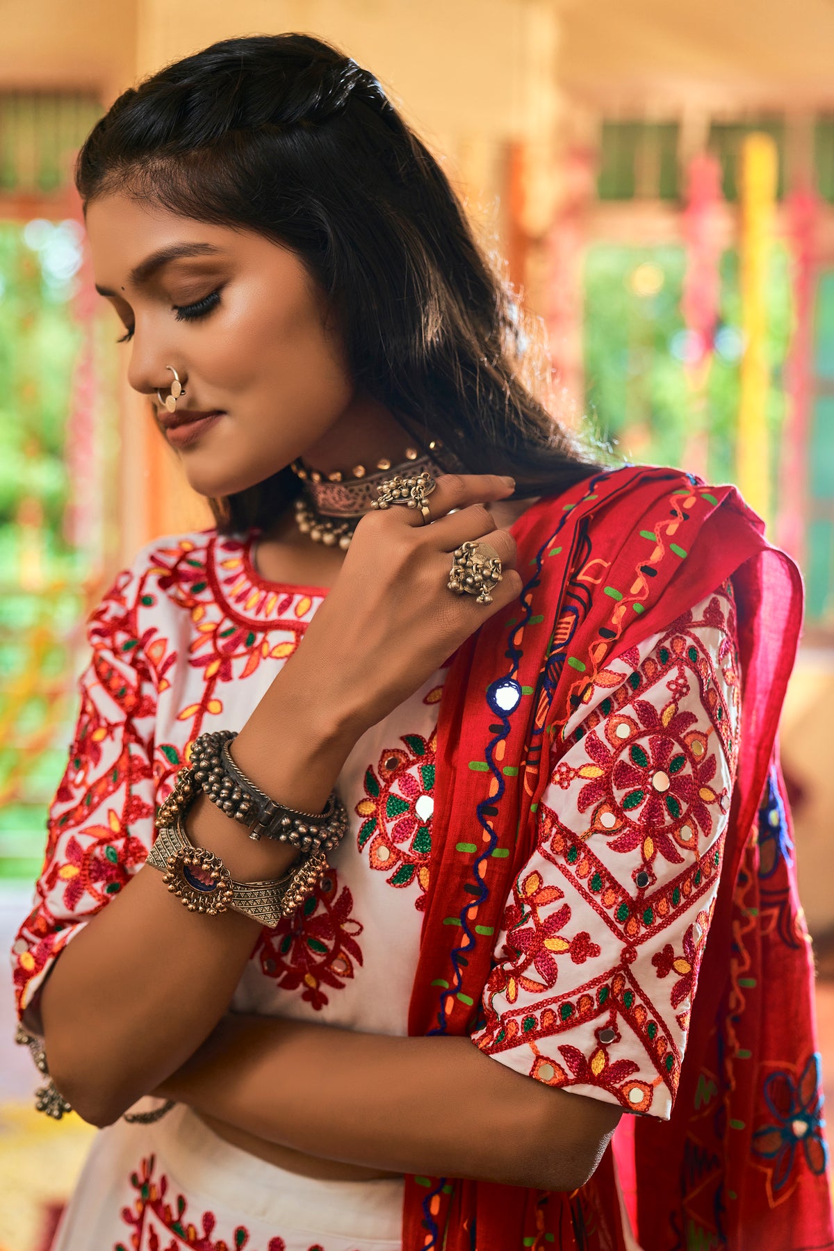 Buy White and Red Lehenga Choli for Navratri Online at Joshindia.com - Joshindia