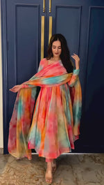 This weddingseason wear the party lookKurti with pent dupatta