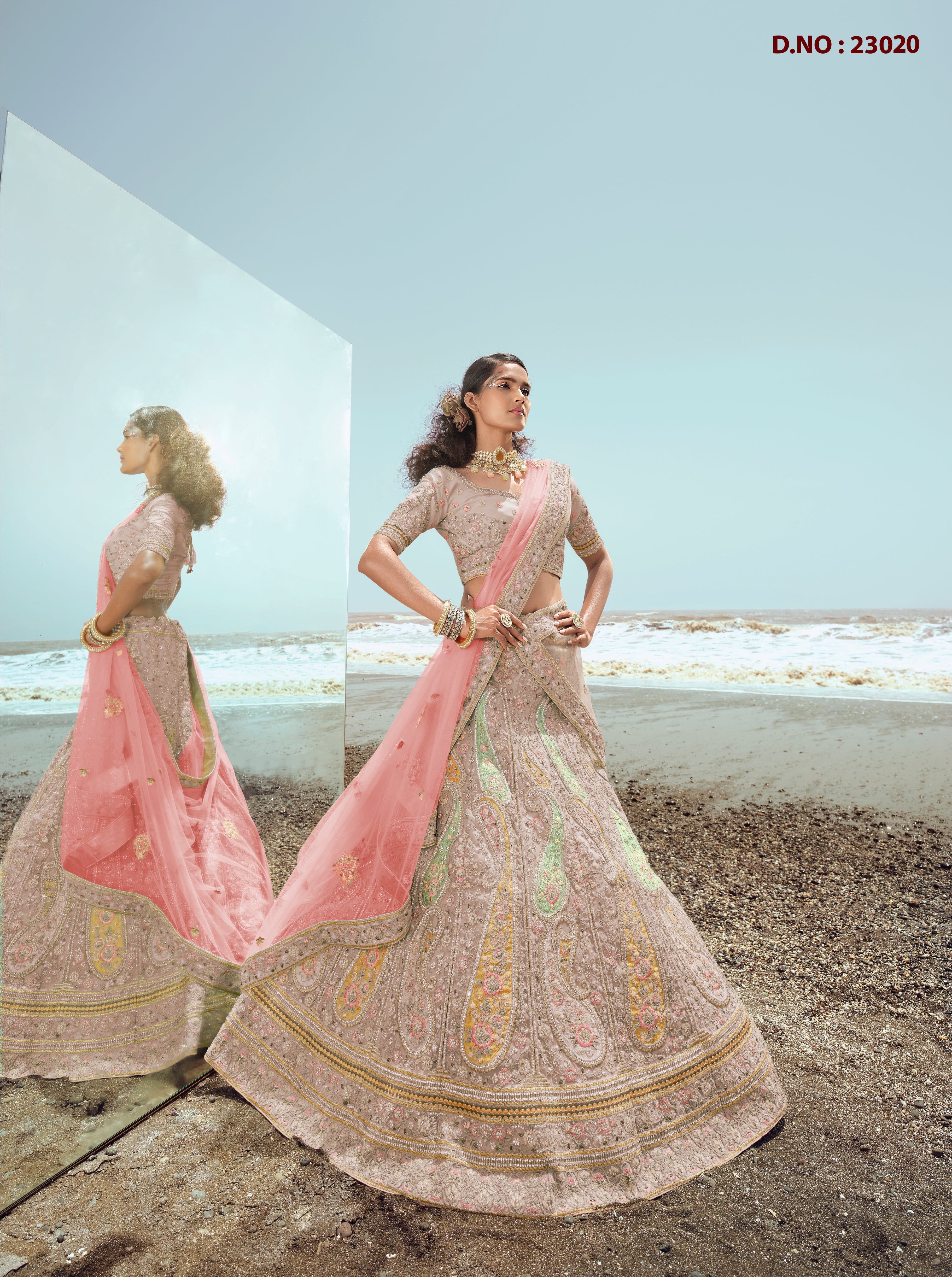 Paithani Gown At... - Ranes Paithani Sarees Manufacturers | Facebook