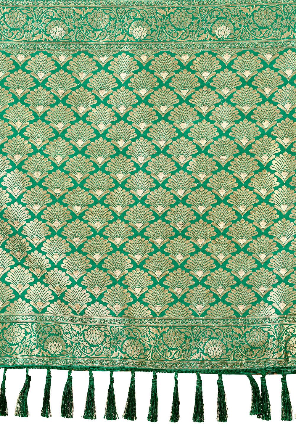 printed green Kanjivaram silk saree Buy Online - Joshindia