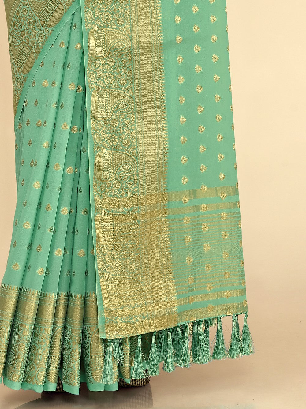 Buy Pure Silk Saree Online in Indiabest price - Joshindia