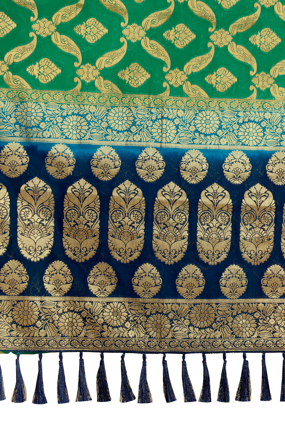 Green color heavy kanjiveram silk saree buy now - Joshindia