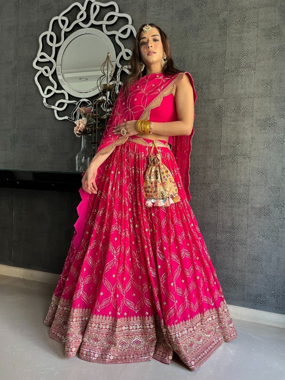Latest pink colordesigner lehenga choli at affordable price - Joshindia