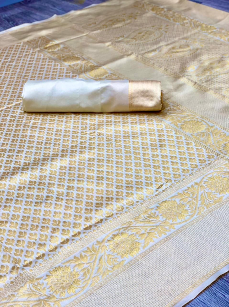 Traditional look cream color pure lichi silk banarasi saree - Joshindia