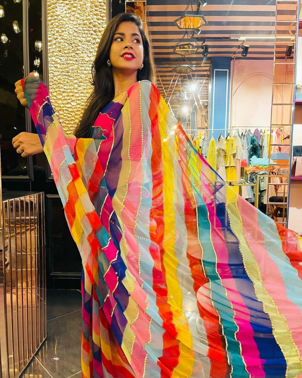 Beautiful multicolor leriya print saree at affordable rate - Joshindia