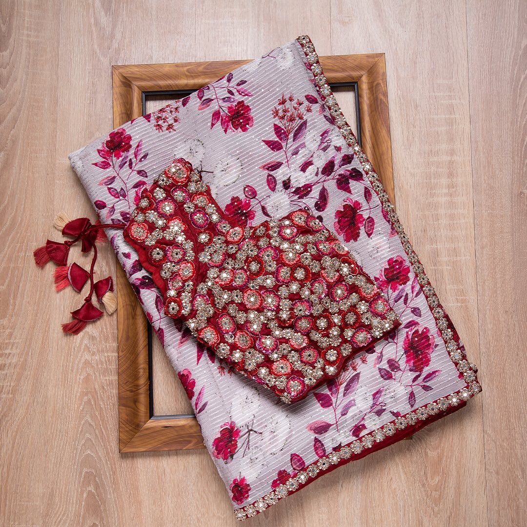 Beautiful bollywood designer saree at affordable price - Joshindia