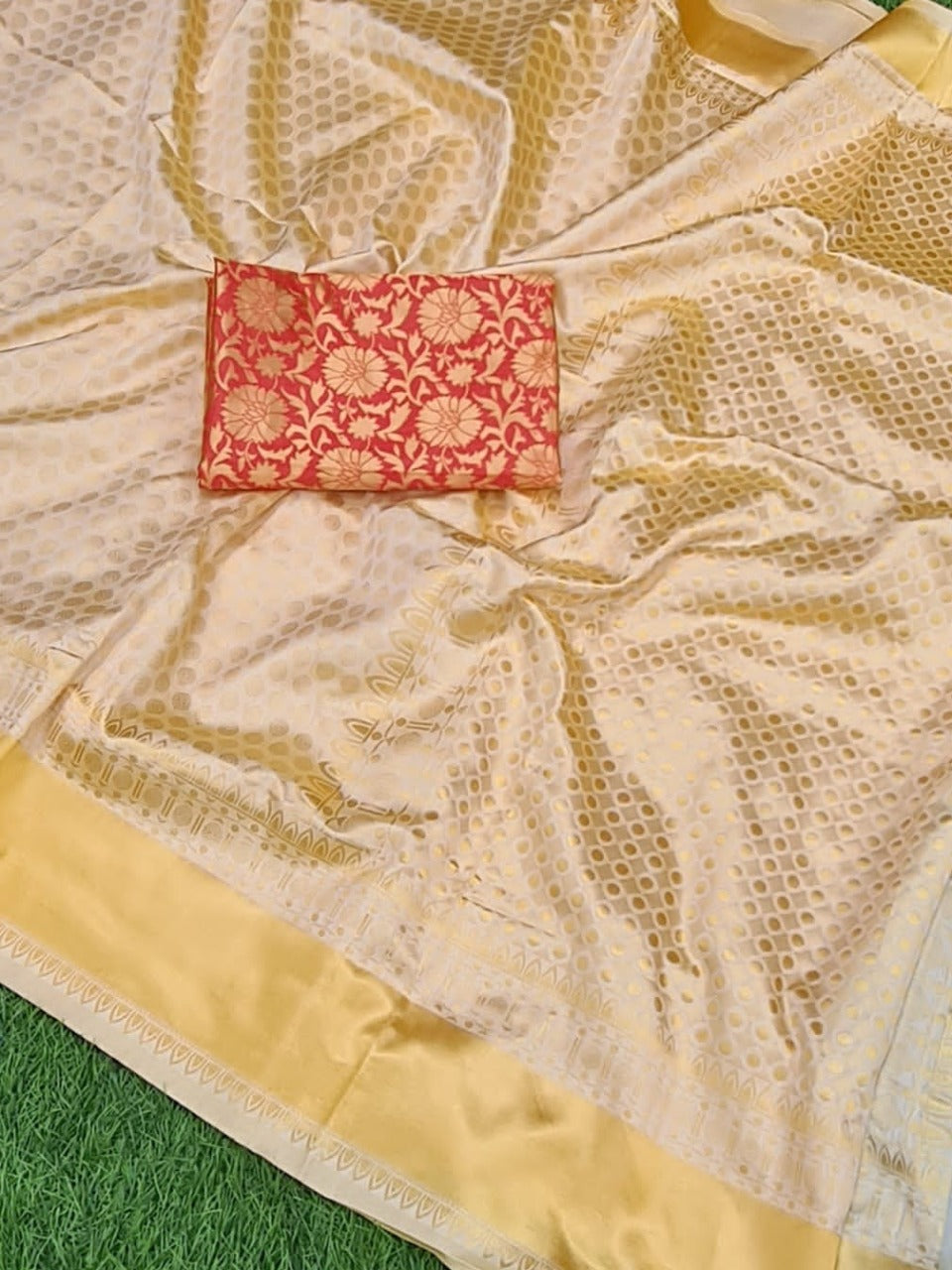 Claasy golden and red silk saree at affordable price - Joshindia