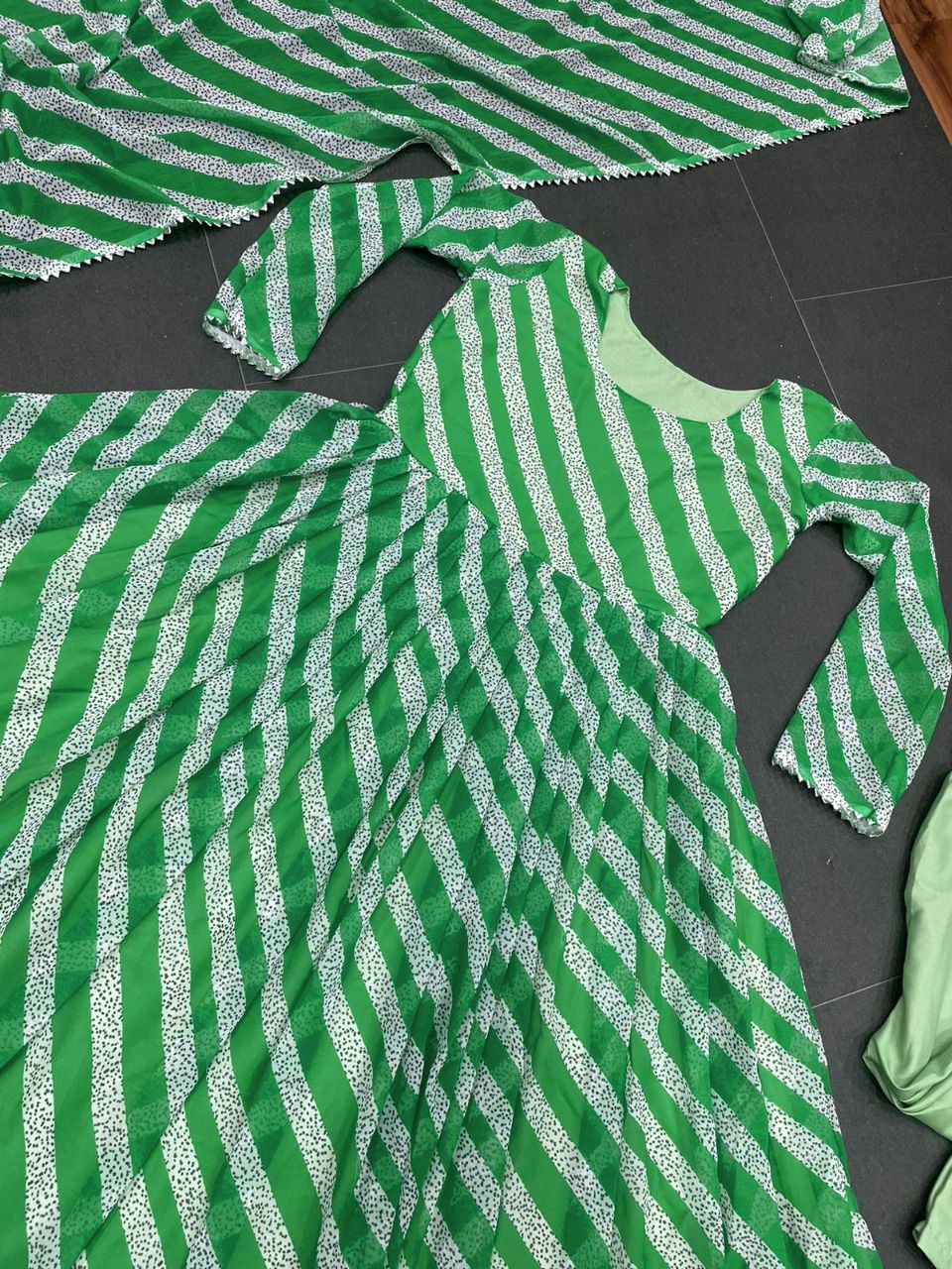 Green Color Heavy Designer Salwar Suit Buy Now - Joshindia