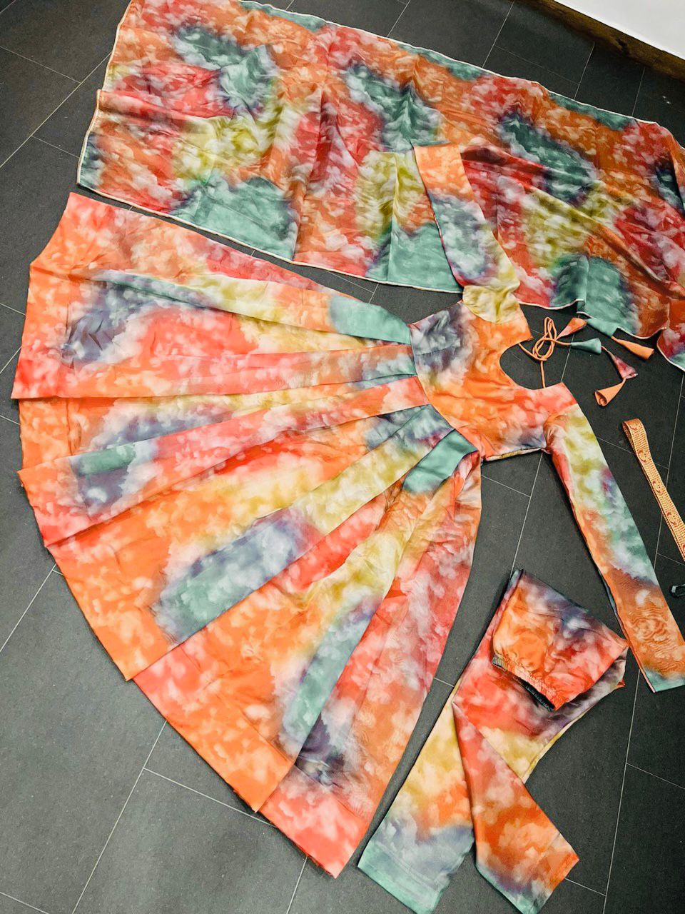 This weddingseason wear the party lookKurti with pent dupatta - Joshindia