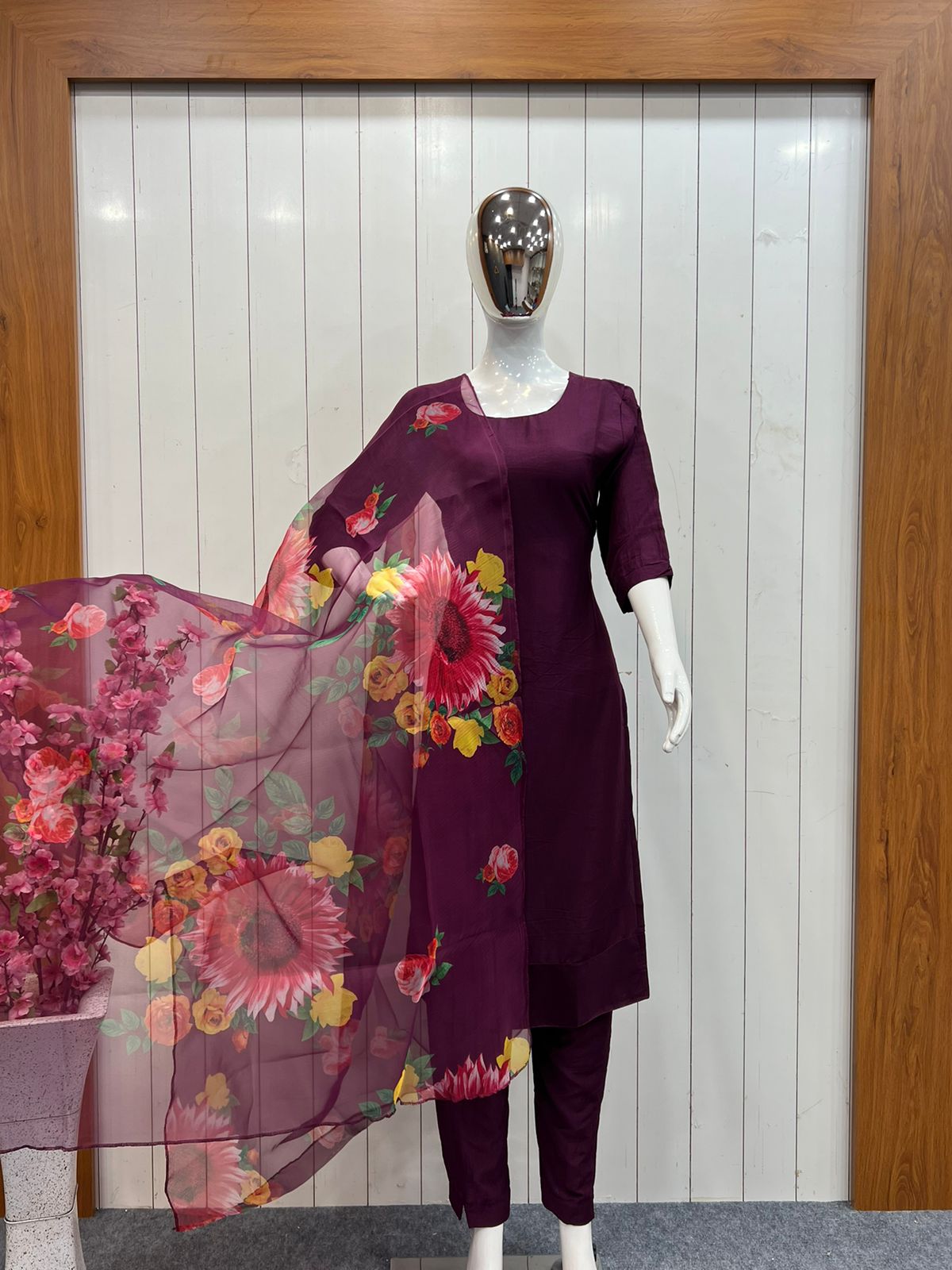 BEAUTIFUL HEAVY COTTON PURPLECOLOUR KURTA WITH PENT AND DUPATTA - Joshindia