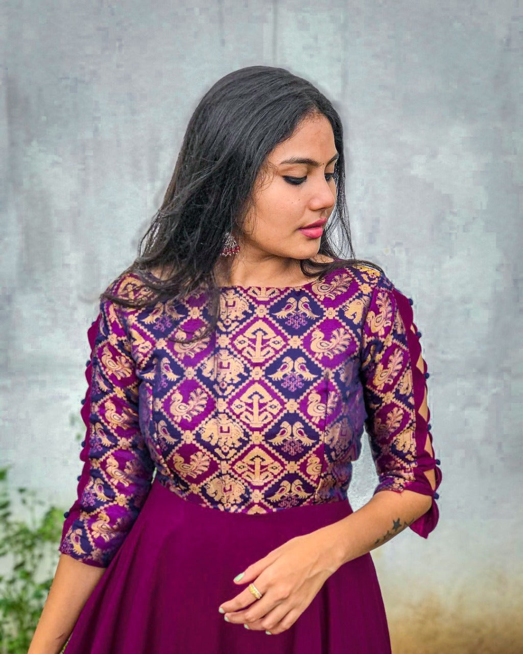 NEW DESIGNER PARTY WEAR LOOK GOWN BUY NOW Joshindia