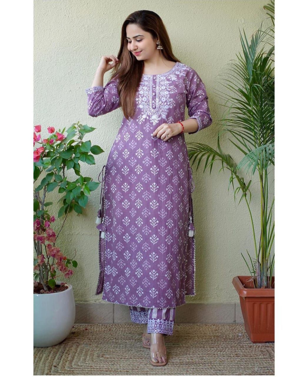 Heavy Kurti with pant and cotton fabric - Joshindia