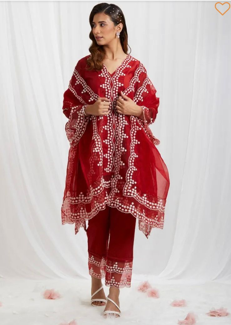 Buy Redcolor lucknowi style kurta set for stylish look - Joshindia