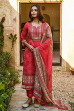 Buy Red color lucknowi style kurta set for stylish look - Joshindia